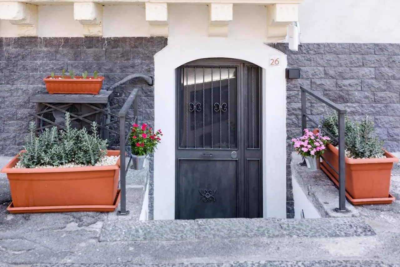 La Piccola Grotta Ursino Villa Catania